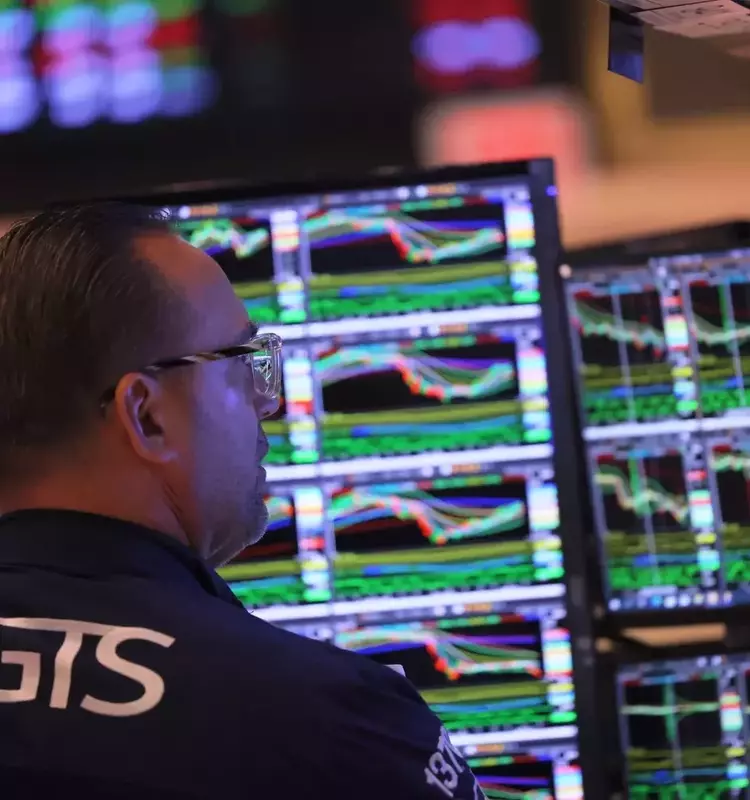 Stocks vs. Bonds: A Comprehensive Investment Guide
