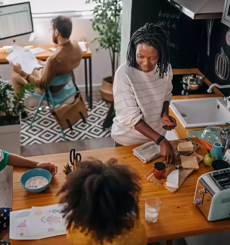 The 'Married Single Mother' Phenomenon: Unpacking Unequal Parental Burdens
