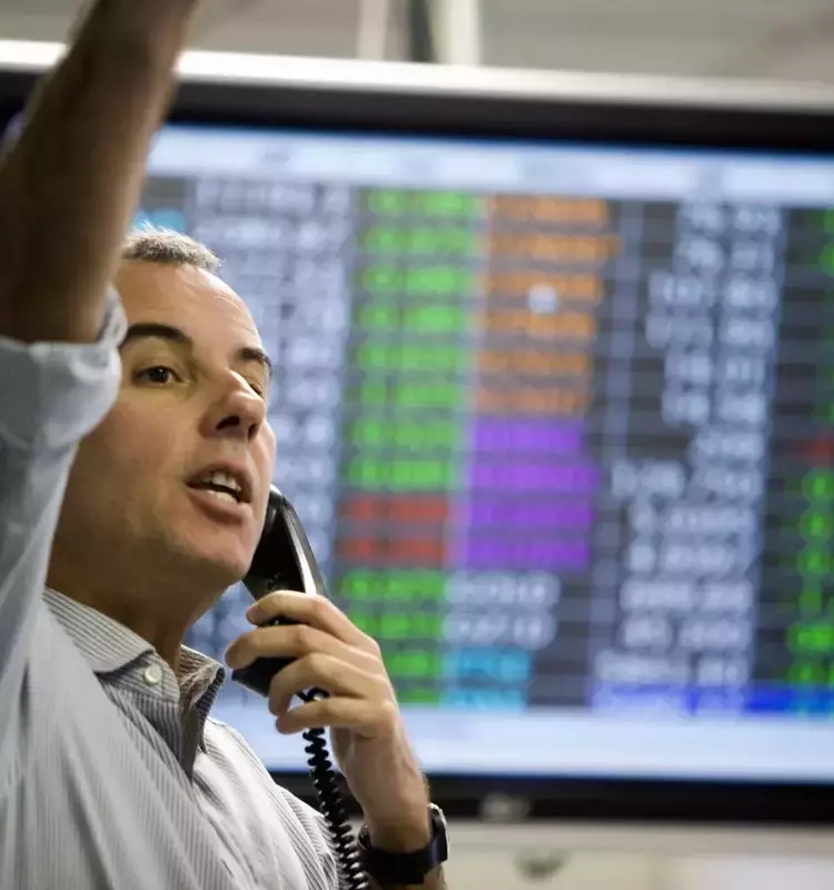 Understanding Trade Signals: A Guide for Investors