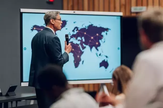 Global Economic Outlook: Resilience Amidst Uncertainty