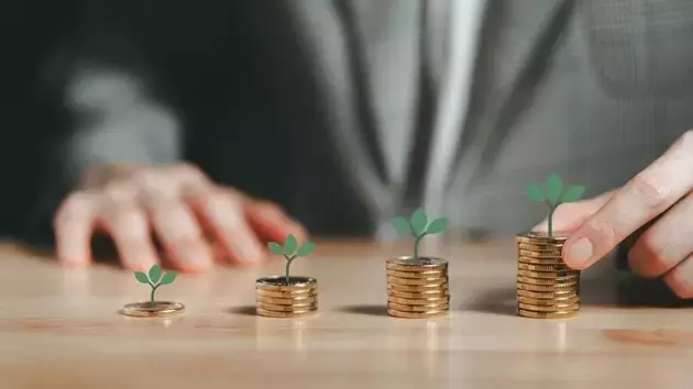 The Art of Strategic Investing: Balancing Long-Term Growth with Tactical Trading