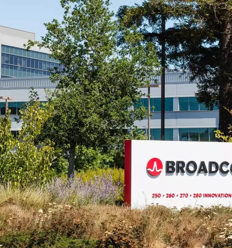 Broadcom's AI Semiconductor Future and Market Position: A Hold Rating Assessment