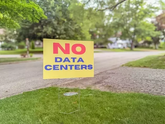 Data Centers Face Mounting Public Opposition Despite Economic Benefits