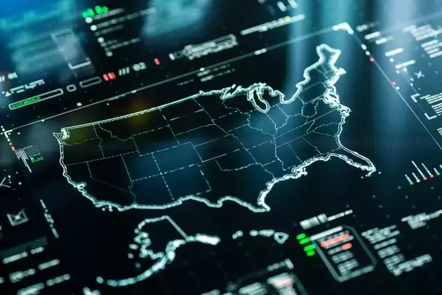 US Core PCE Deflator Aligns with Expectations, Fed's Stance Debated