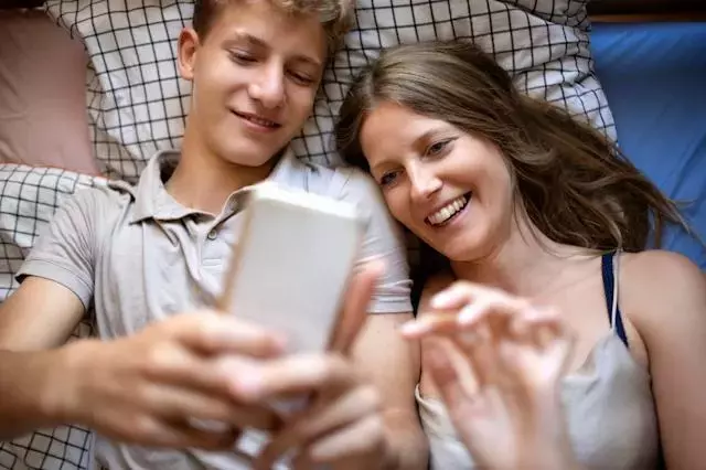 Instagram DMs: A New Bridge for Teen-Parent Communication
