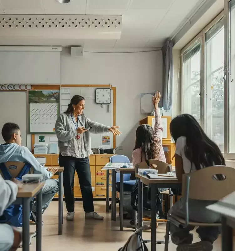 Educational Scaffolding: Boosting Kids' Learning and Confidence